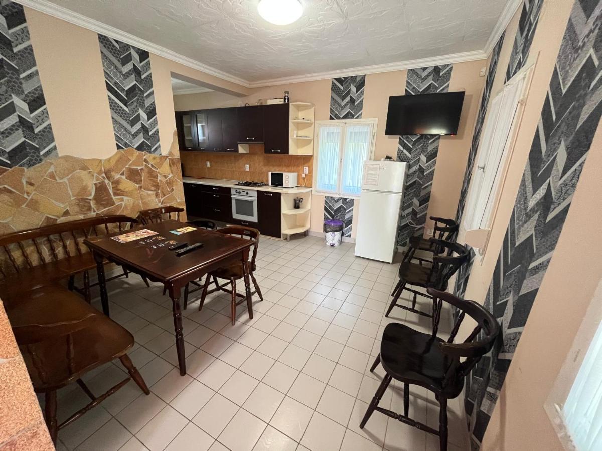Tiszavirag Apartman Tiszakeszi Zewnętrze zdjęcie