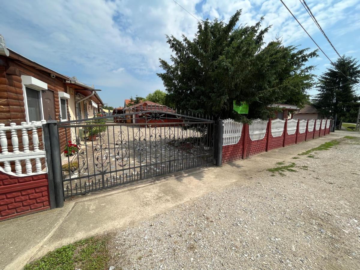 Tiszavirag Apartman Tiszakeszi Zewnętrze zdjęcie