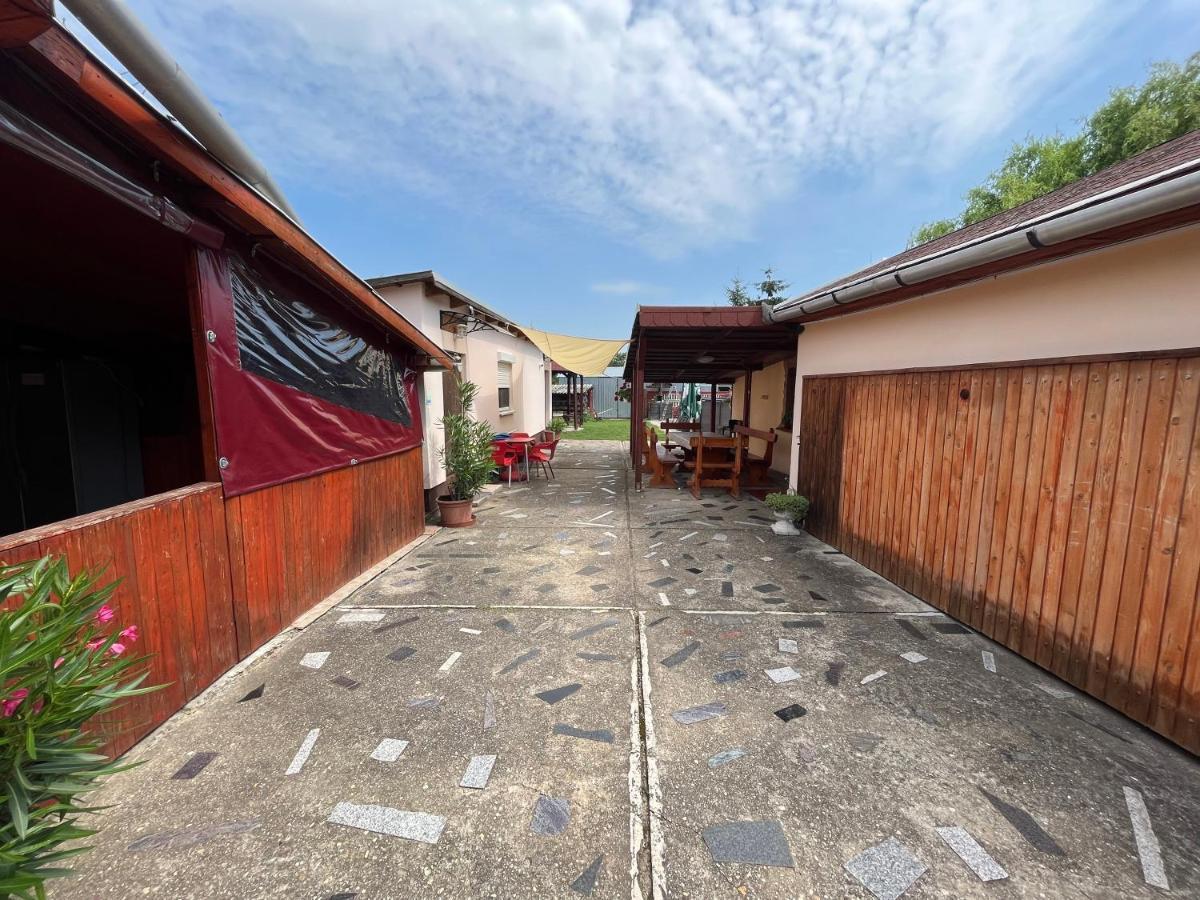 Tiszavirag Apartman Tiszakeszi Zewnętrze zdjęcie