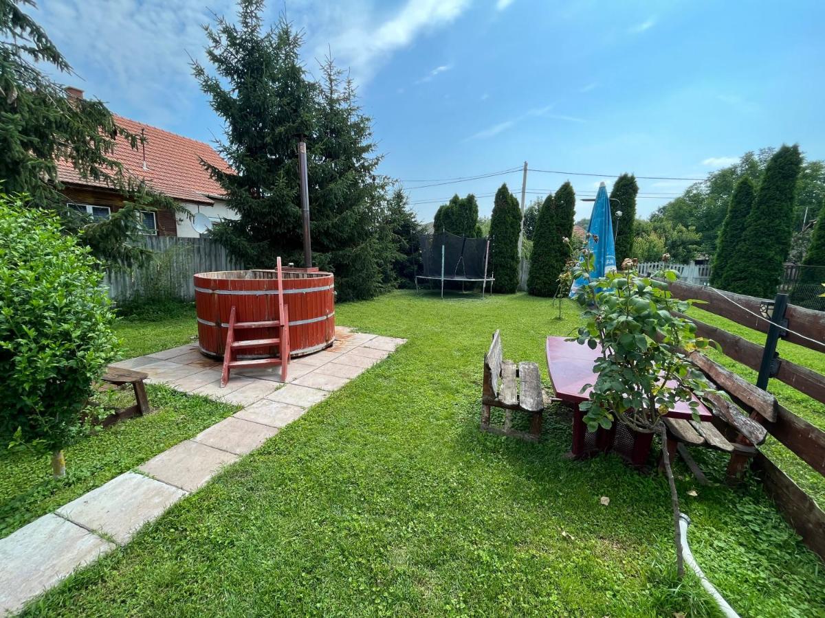 Tiszavirag Apartman Tiszakeszi Zewnętrze zdjęcie