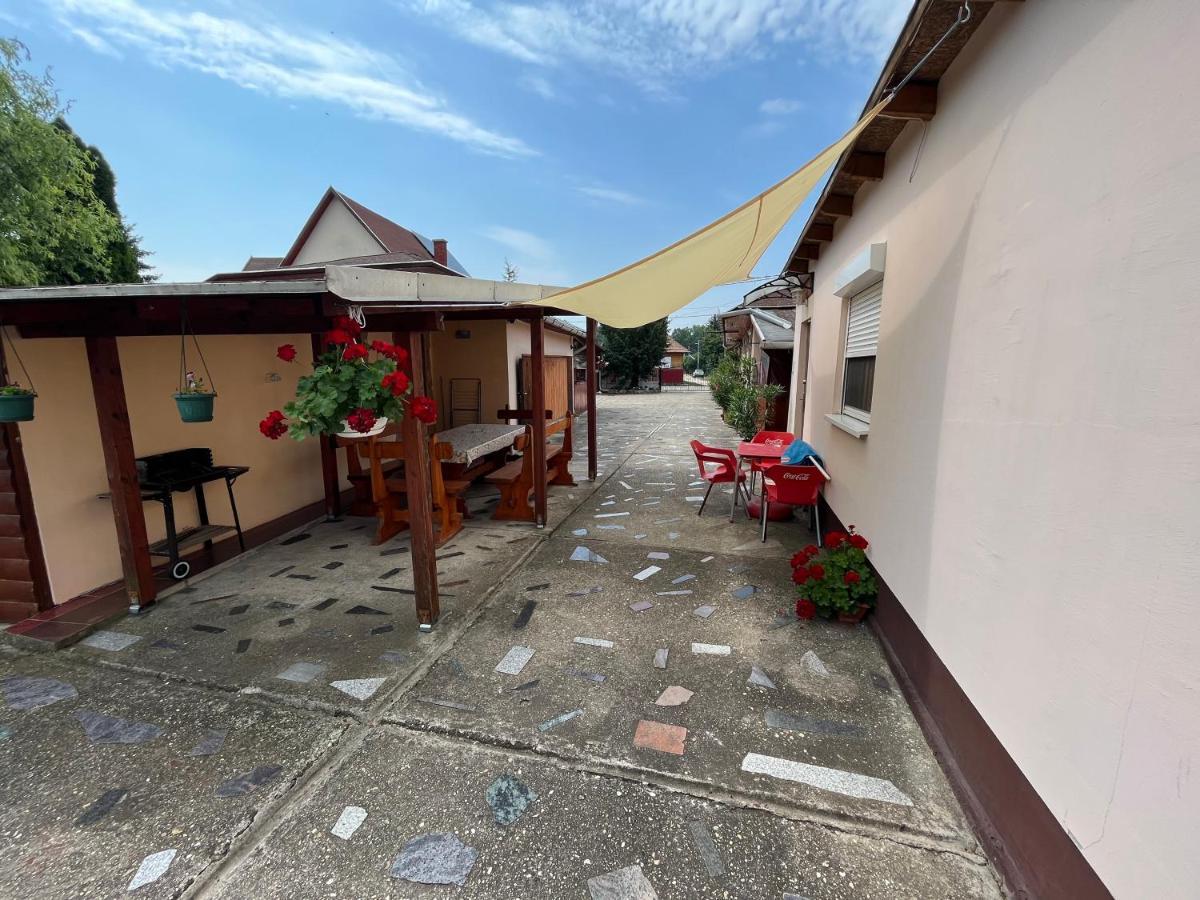 Tiszavirag Apartman Tiszakeszi Zewnętrze zdjęcie