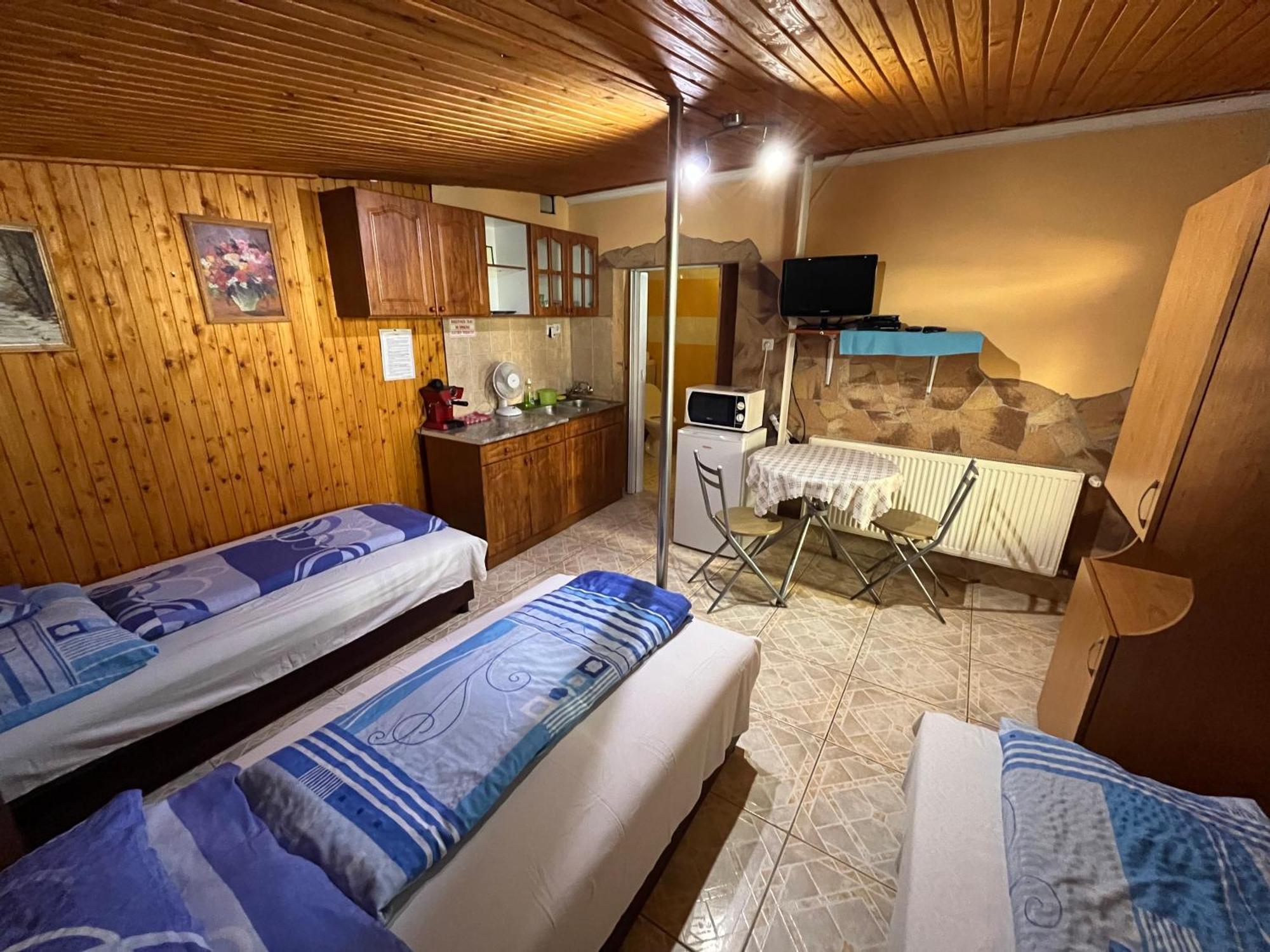 Tiszavirag Apartman Tiszakeszi Zewnętrze zdjęcie