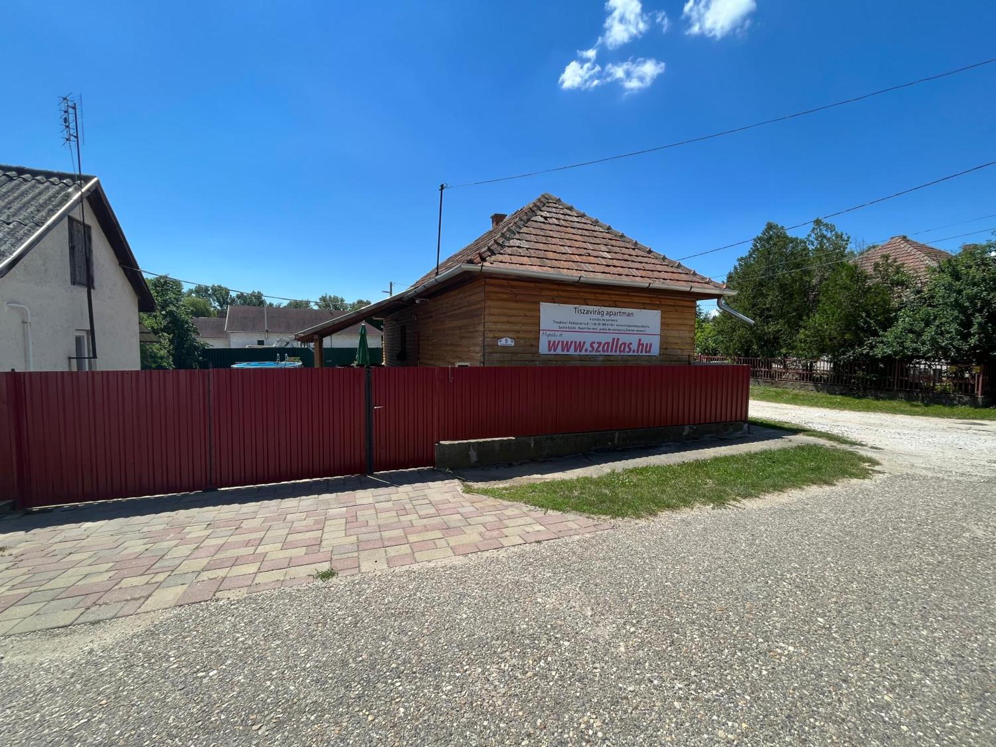 Tiszavirag Apartman Tiszakeszi Zewnętrze zdjęcie